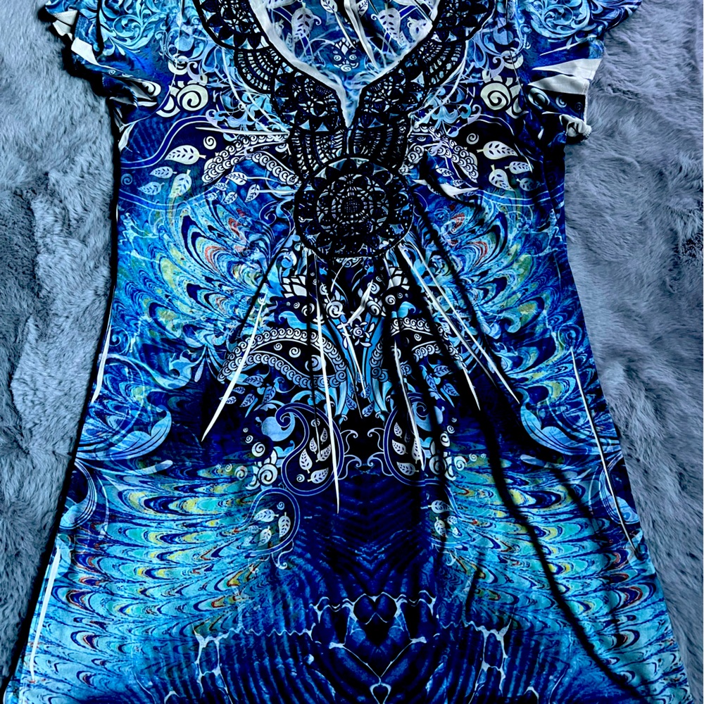 Beautiful Blue and white bedazzled shirt size small!